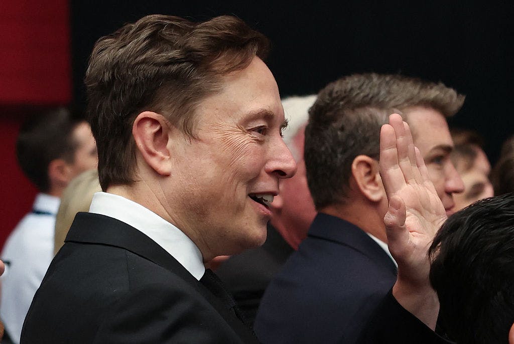 What analysts expect from Tesla’s last quarter with the $7,500 tax credit thumbnail