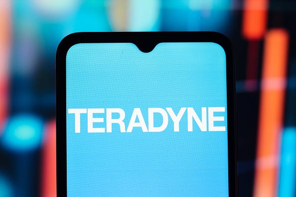 Teradyne soars on strong results and outlook, company sees Q4 adjusted EPS guidance of $1.20 to $1.46 thumbnail