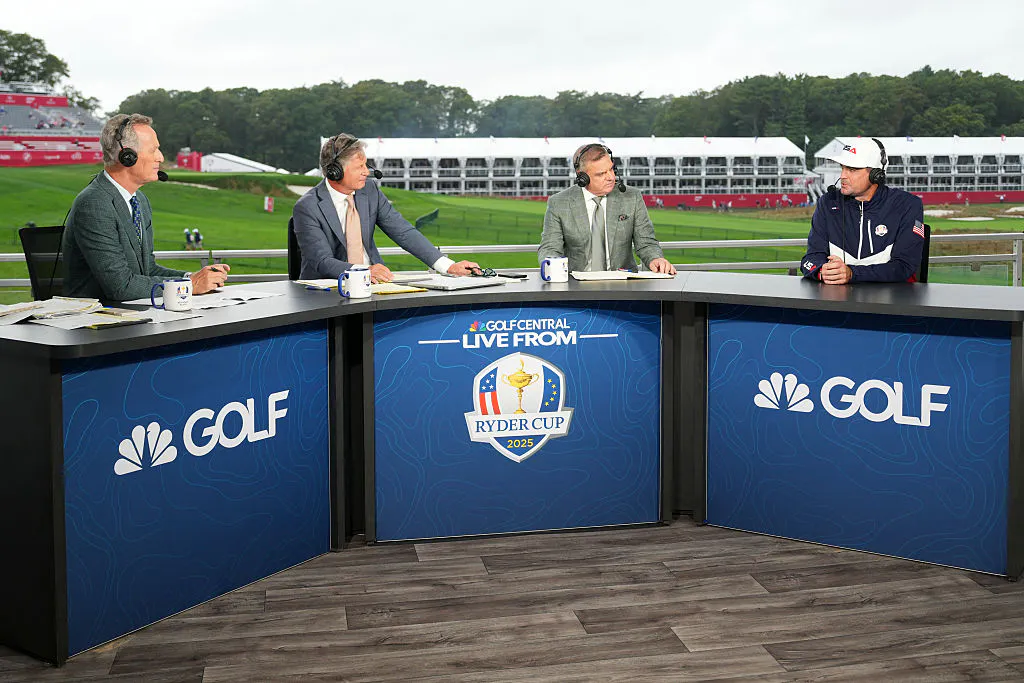 Comcast sinks as it completes the spin-off of most of its cable channels thumbnail