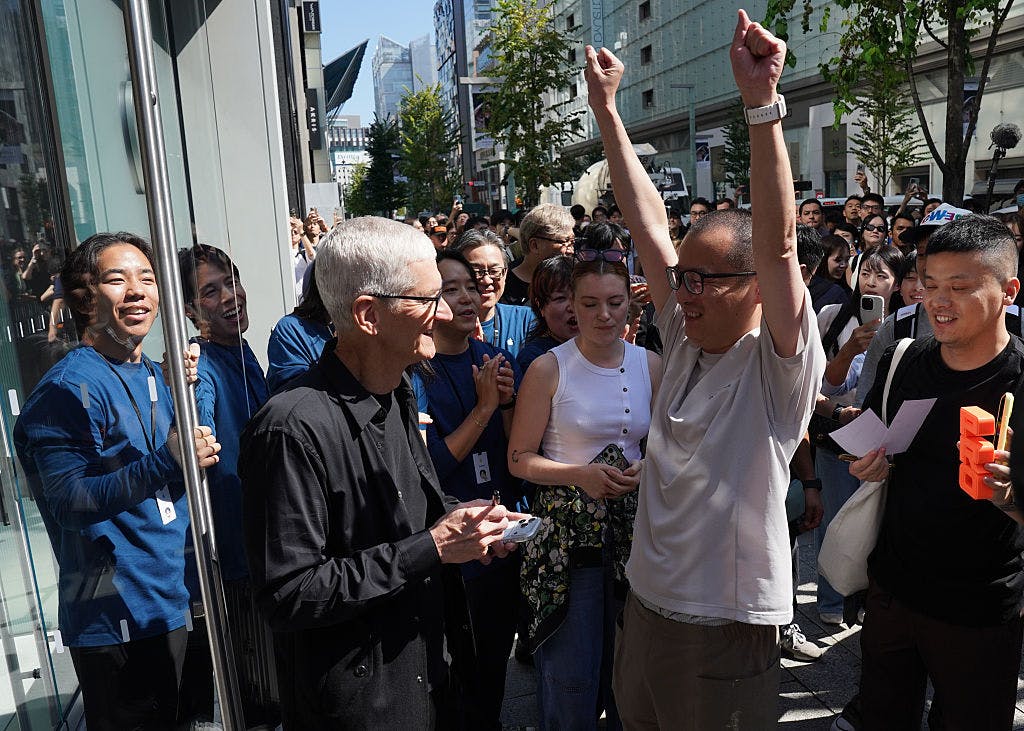 The best analyst questions from Apple’s earnings call thumbnail