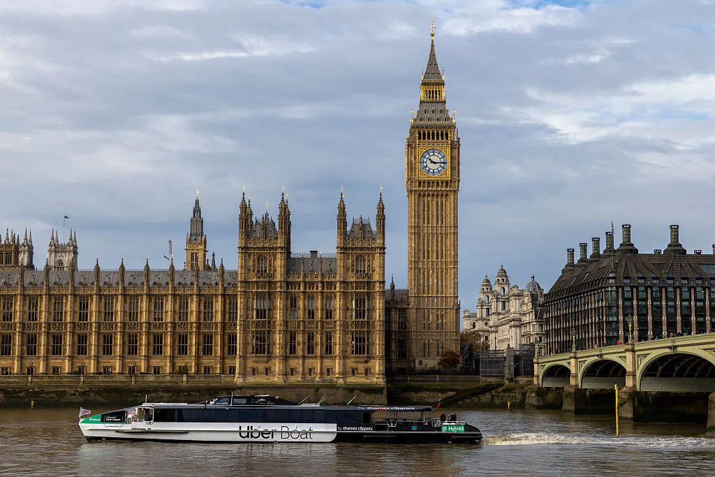 Uber to roll out robotaxis with Wayve in 10 markets thumbnail