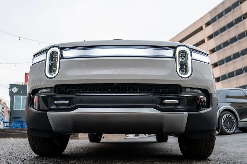 Rivian is on pace for its best-ever trading day as analysts dig into Q4 results thumbnail