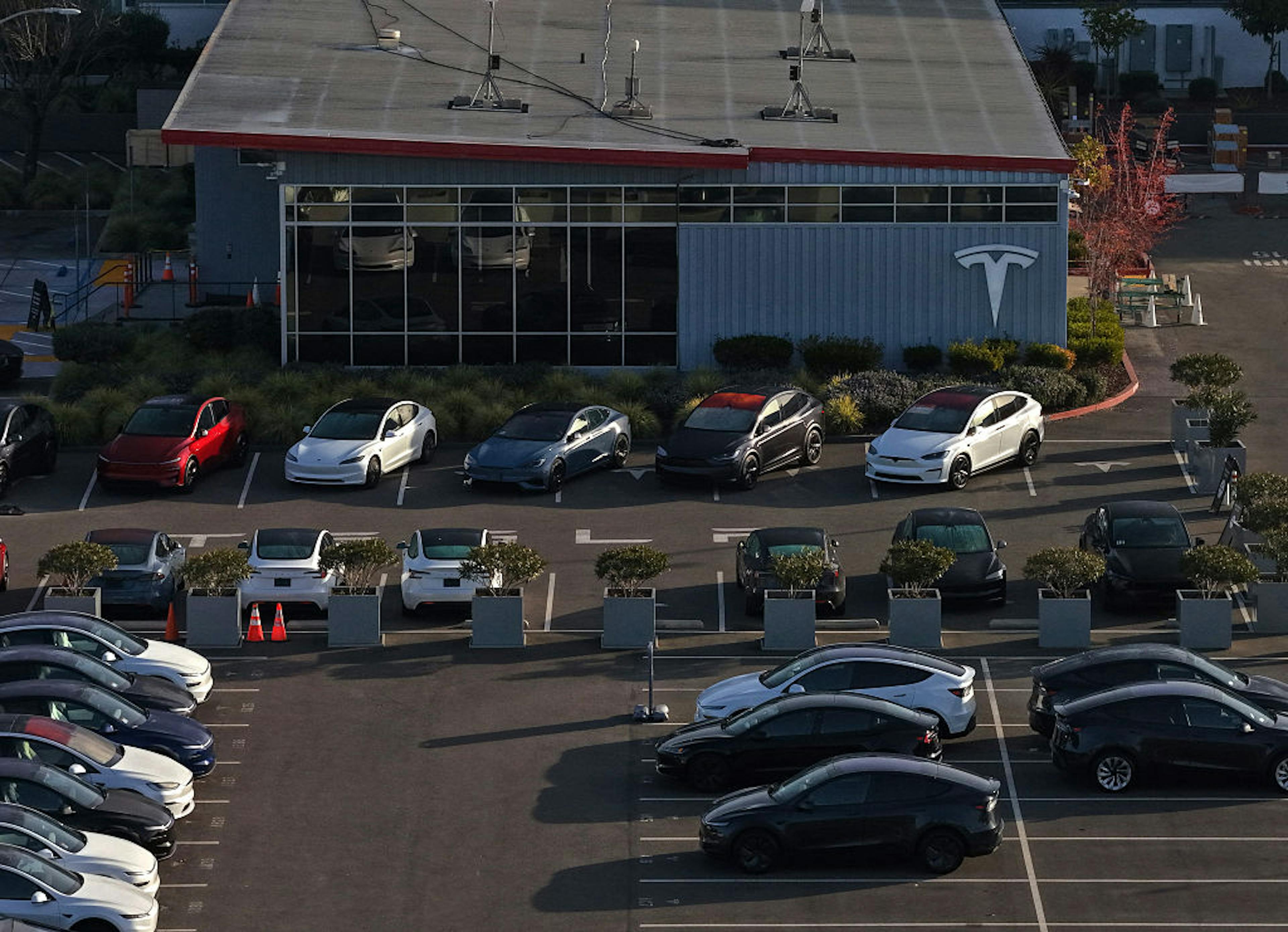 Tesla To Convert Fremont Car Factory Into It's Optimus Robot Factory