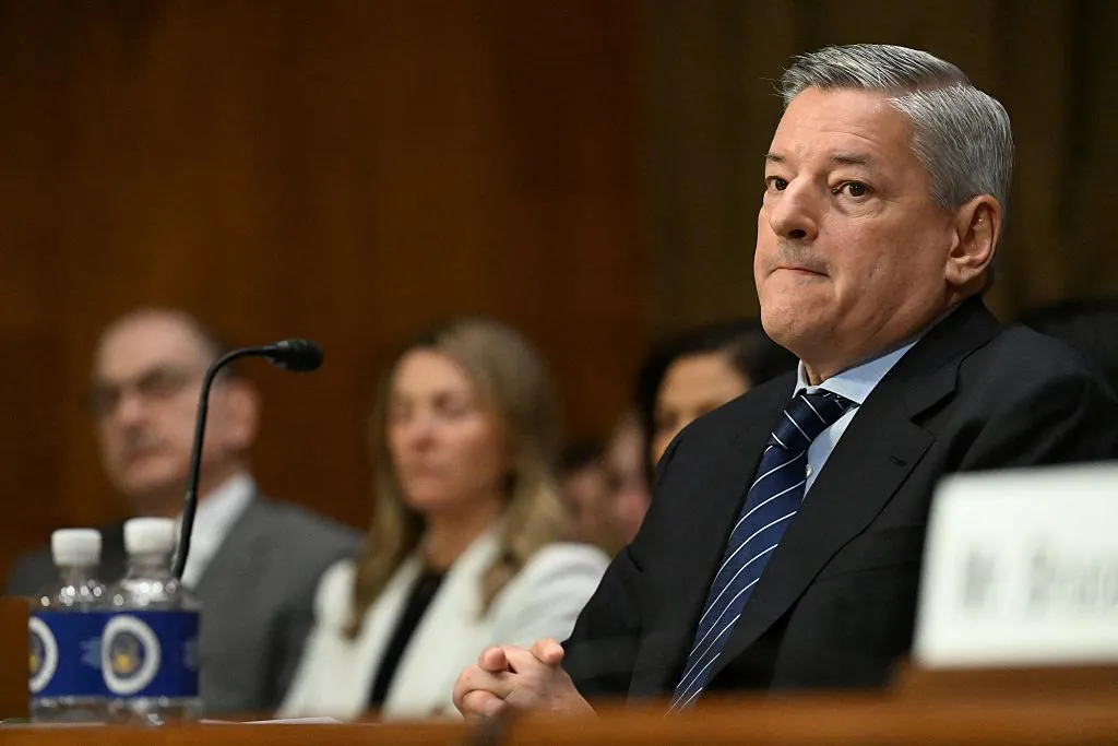 Netflix’s Sarandos: Big Tech is trying to “run away with the television business” thumbnail