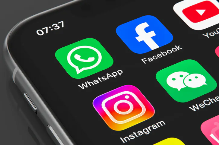 Meta jumps after announcing paid subscriptions for Instagram, WhatsApp, Facebook, and AI