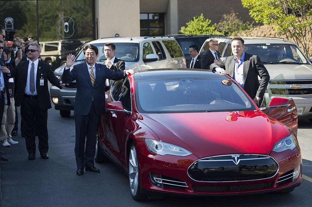 Nissan is interested in selling Tesla its factories. Tesla probably isn’t. thumbnail