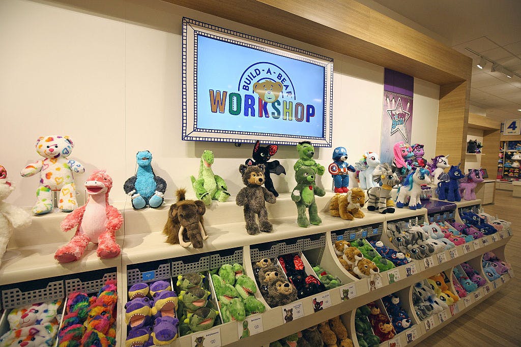 Build-A-Bear stitches up its fourth straight year of record sales as fans cash in on cuddly creatures thumbnail