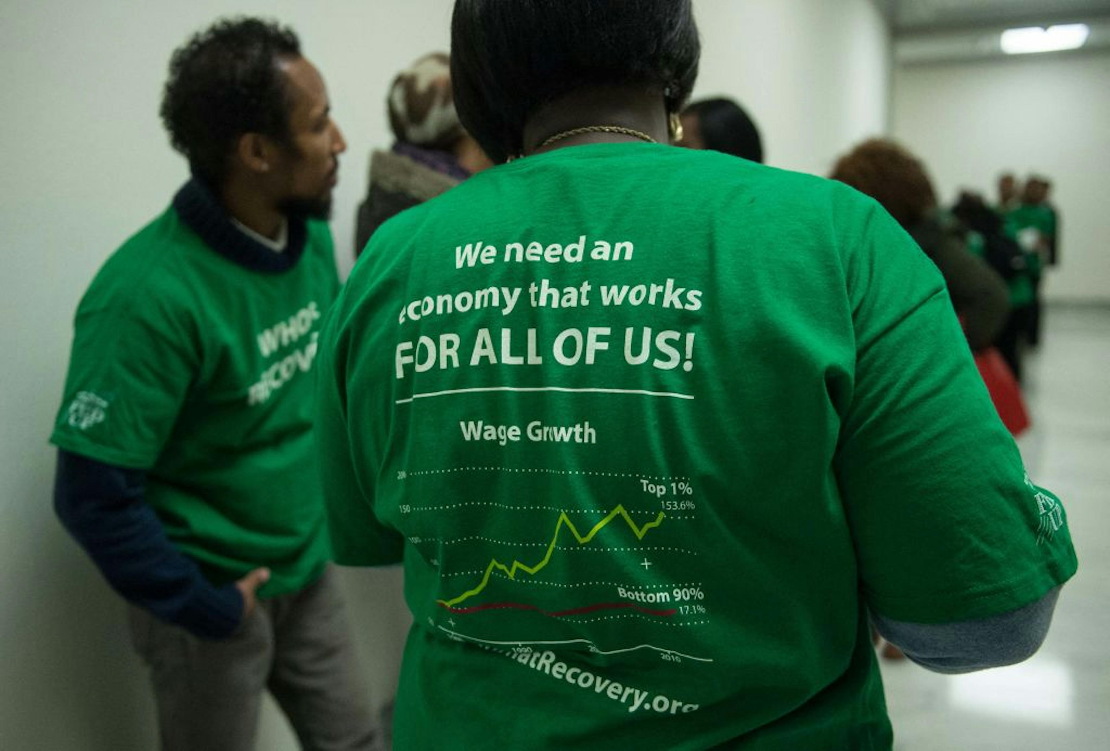 US-ECONOMY-BANK-RATE-MARKET