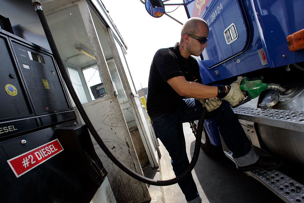 US trucking company plunges more than 20% after earnings disappoint and shipments flatlined in March thumbnail