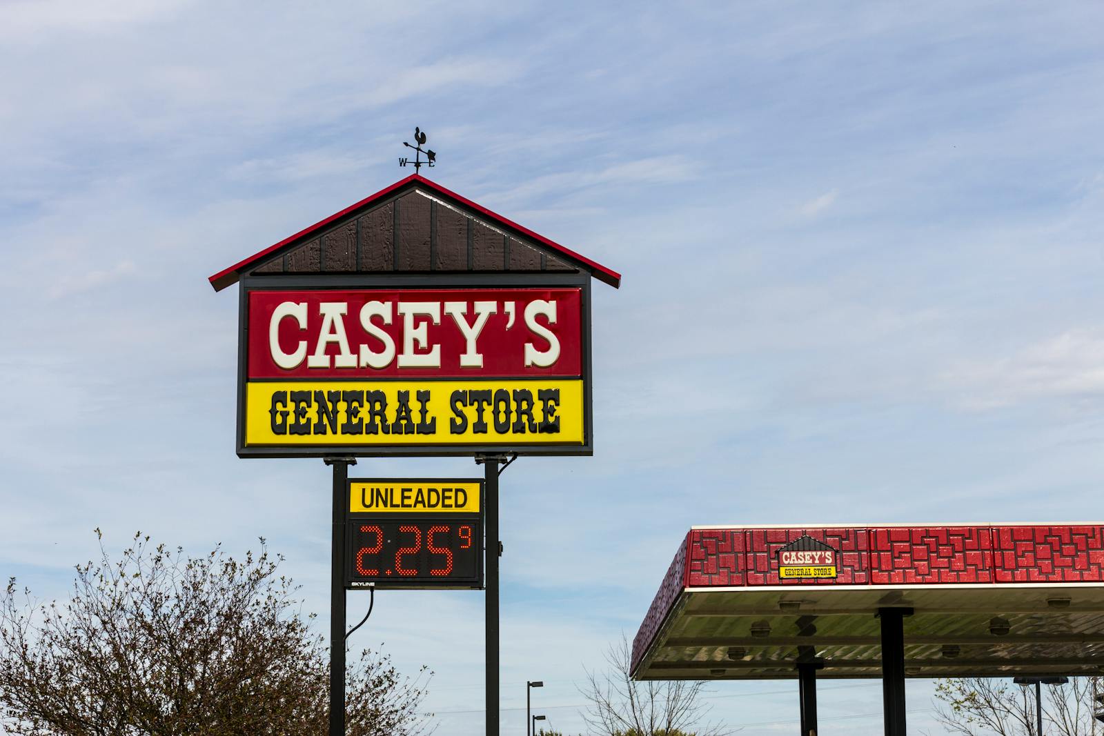 Casey’s surges as gas station food continued to fuel sales in the fourth quarter thumbnail