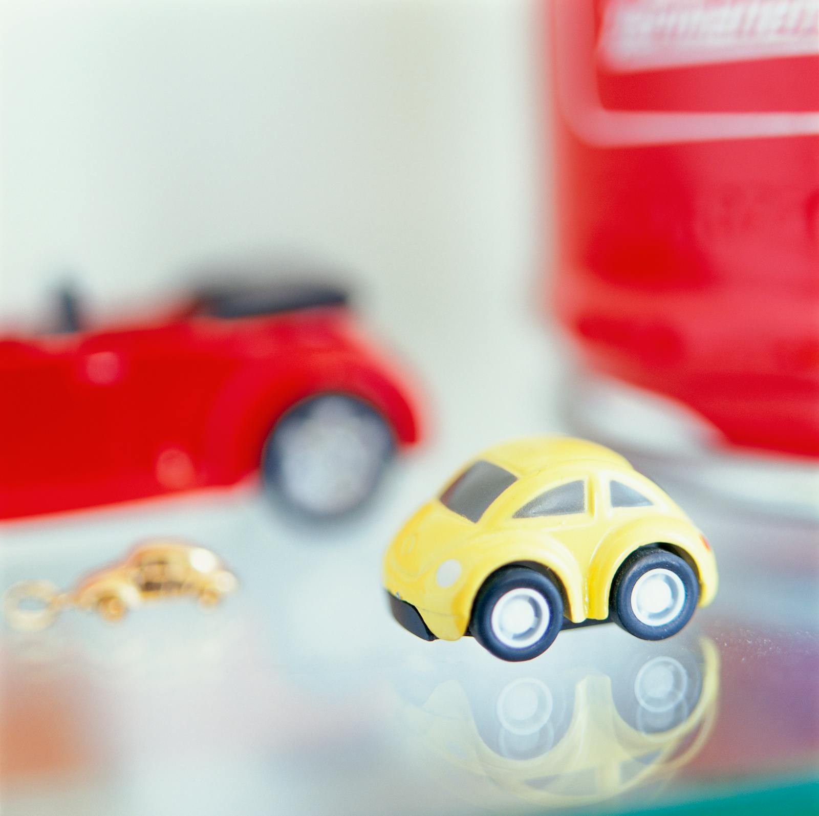 Ives says he’s “relatively disappointed” in the price point of lower-cost Tesla models thumbnail