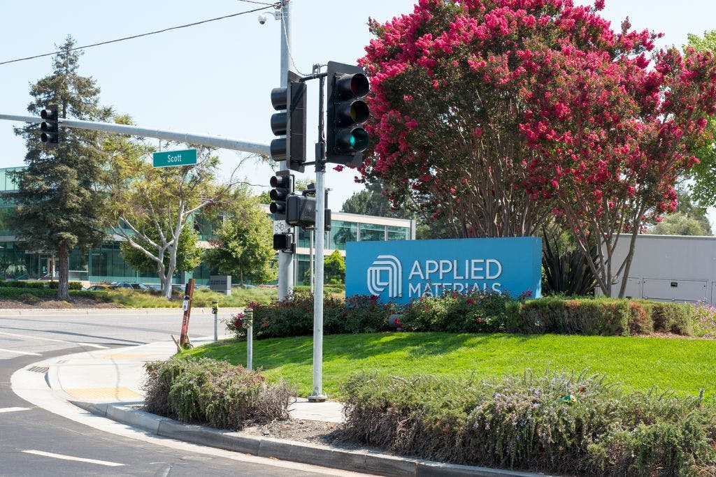 Applied Materials tanks after ugly guidance thumbnail