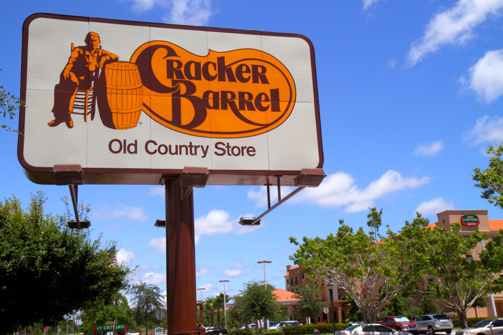 Cracker Barrel Restaurant sign