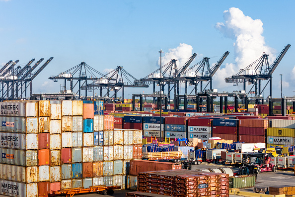 Cargo anxiety (Brandon Bell/Getty Images)
