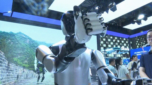 Tesla Optimus robots video