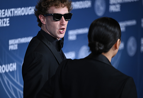 Zuckerberg wearing sunglasses